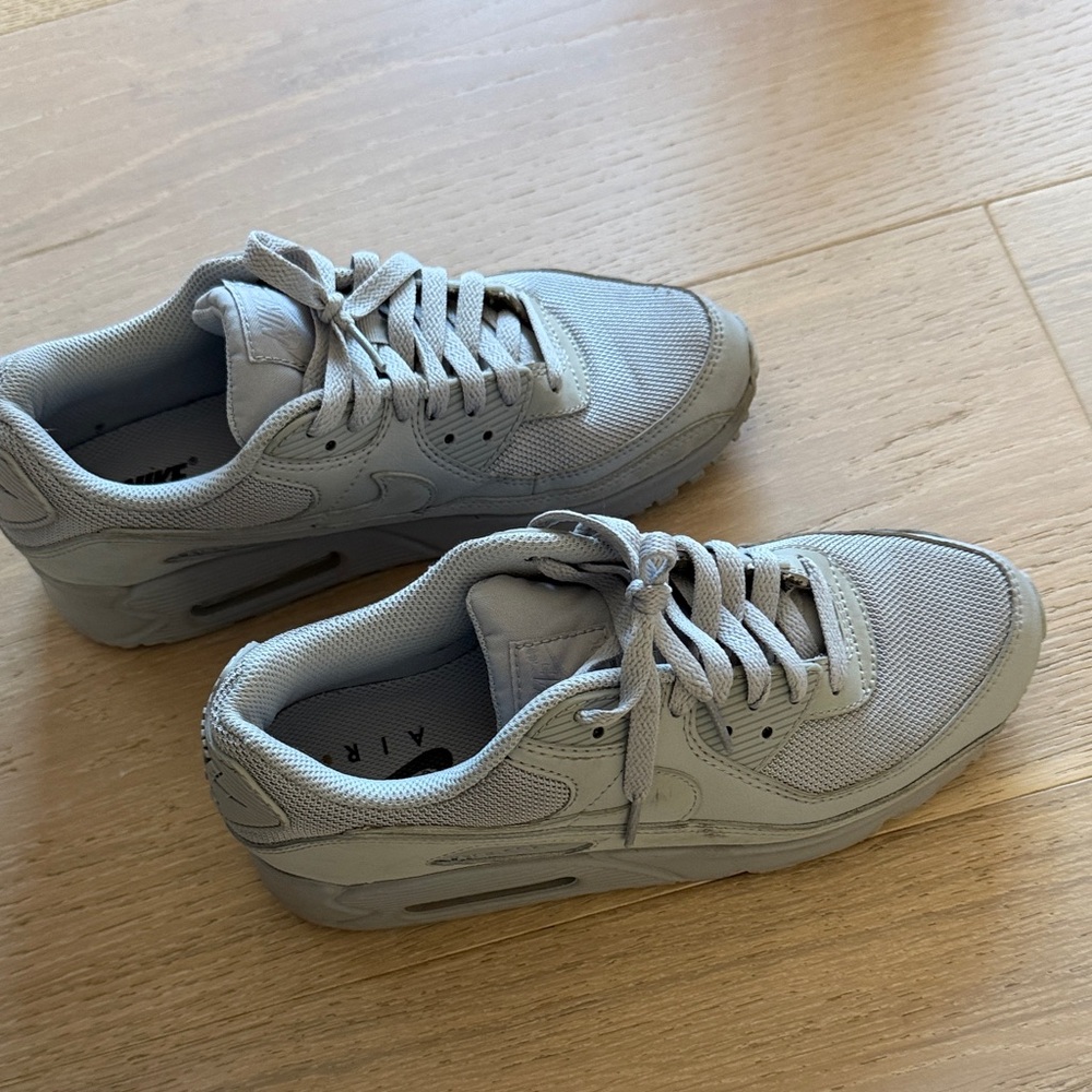 Air max women 7.5